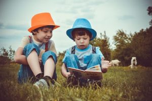 two kids reading